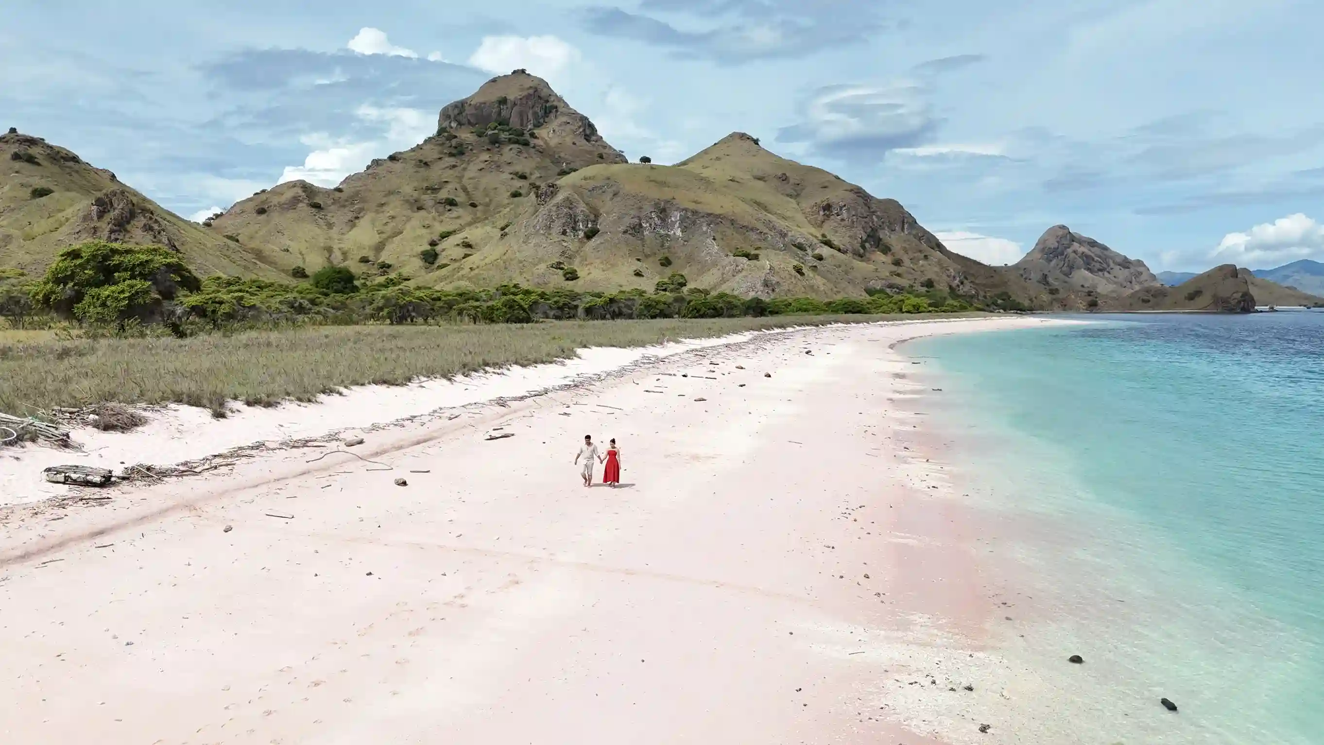 Pink Beach Komodo - One of Seven Pink Beaches in the World